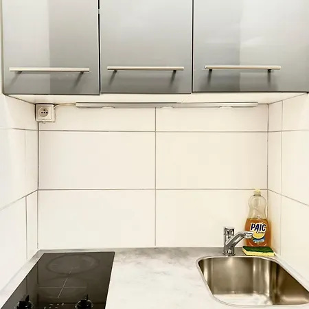 Charming With Private Garden In Cadix Appartement