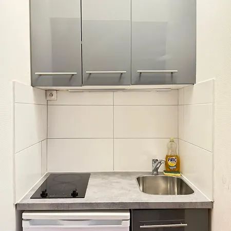 Charming With Private Garden In Cadix Appartement
