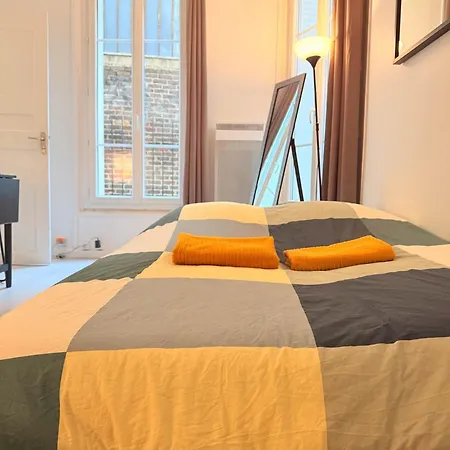 Charming With Private Garden In Cadix Appartement *